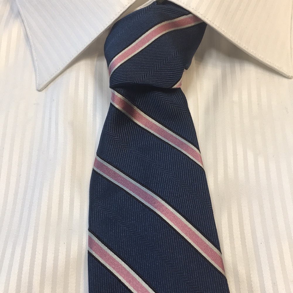 Club Monaco Italian blue with pink and white diagonal striped silk tie.